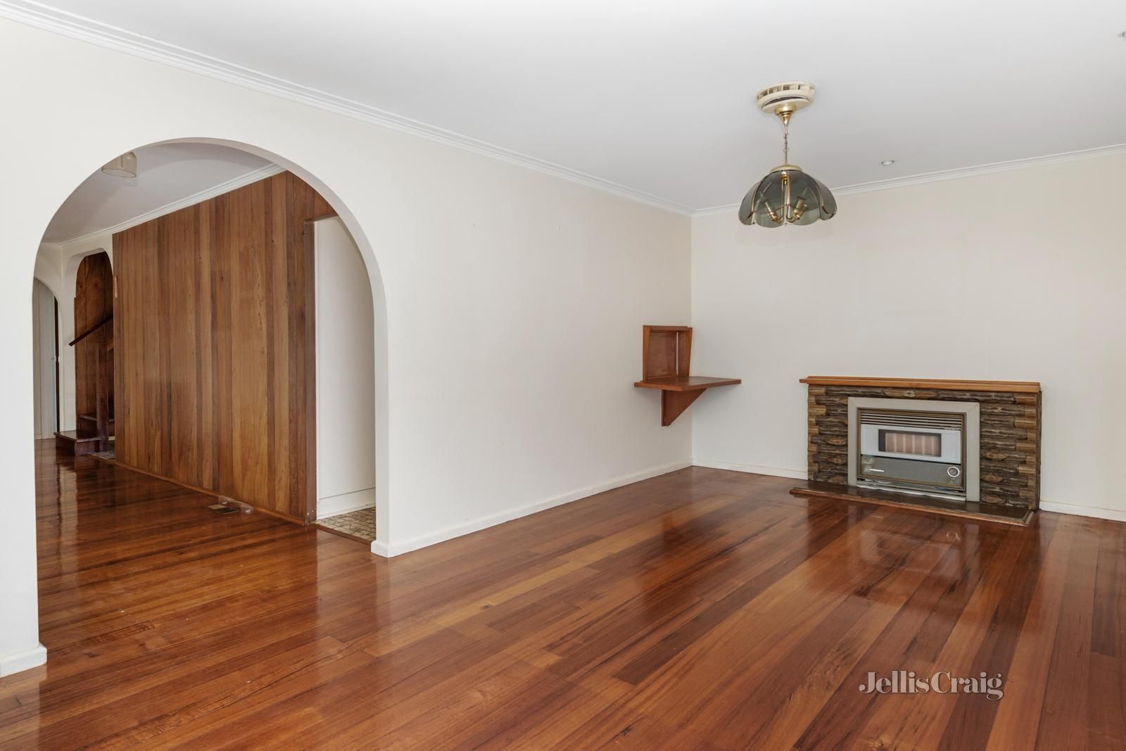 22 Leeds Street, Doncaster East VIC 3109, Image 2