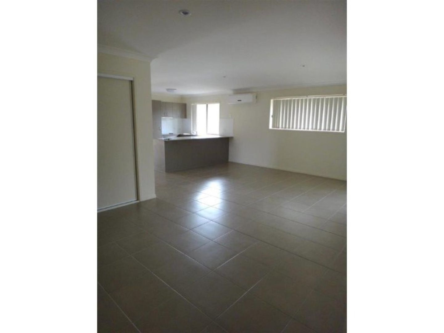 10 May Close, Redbank QLD 4301, Image 1