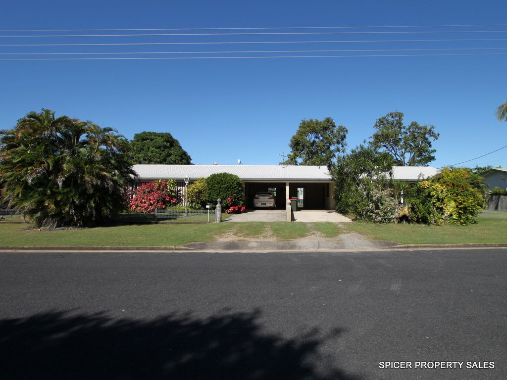 8 Melaleuca Drive, Tully Heads QLD 4854, Image 0