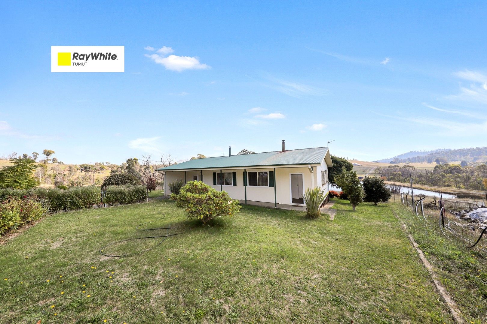 107 Mayday Road, Batlow NSW 2730, Image 0