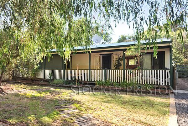 4 Vickery Street, CARBUNUP RIVER WA 6280, Image 0