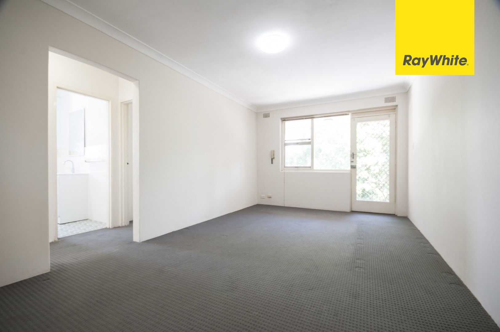 2 bedrooms Apartment / Unit / Flat in 9/14 Hewlett Street GRANVILLE NSW, 2142