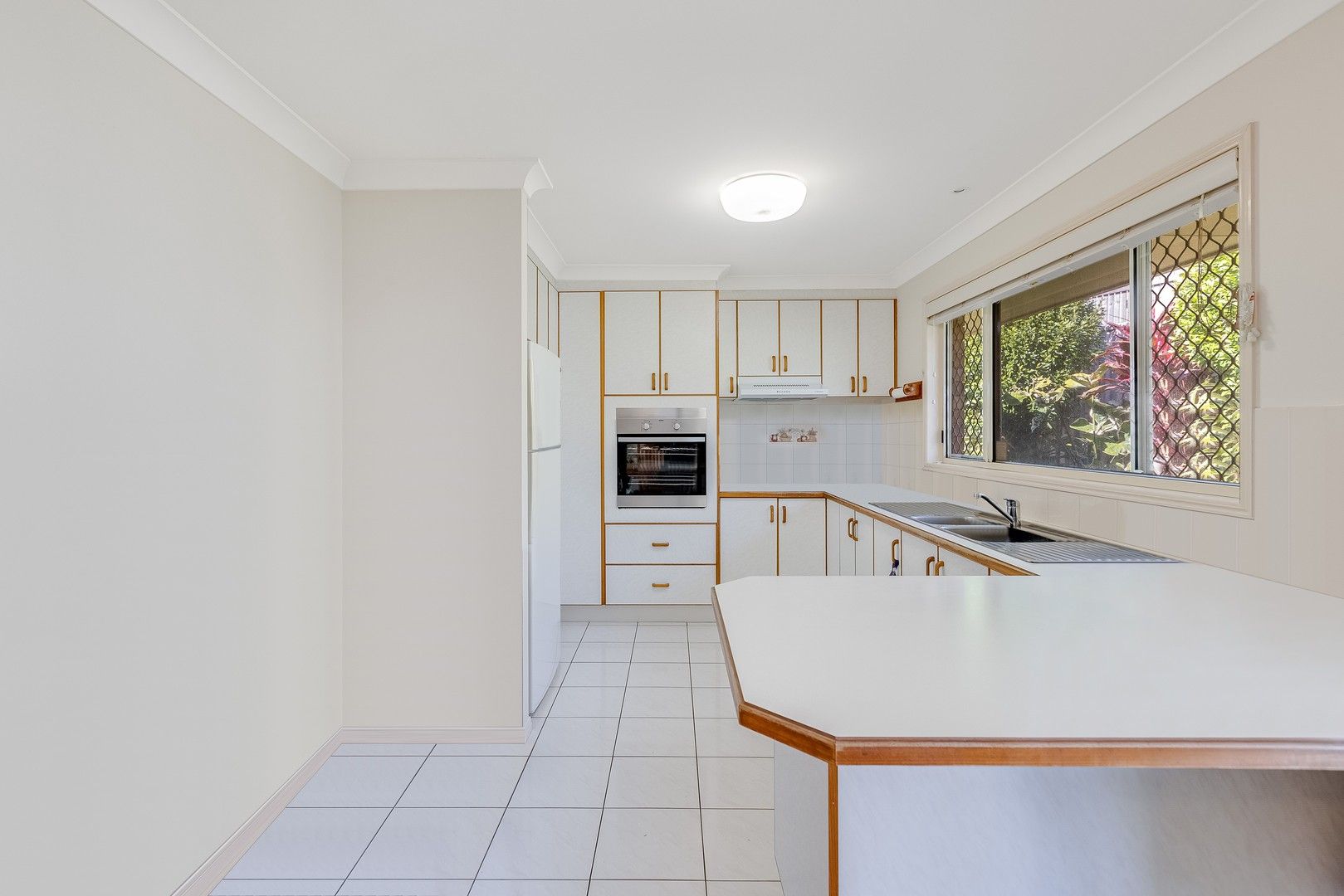 1/327 Darlington Drive, Banora Point NSW 2486, Image 2