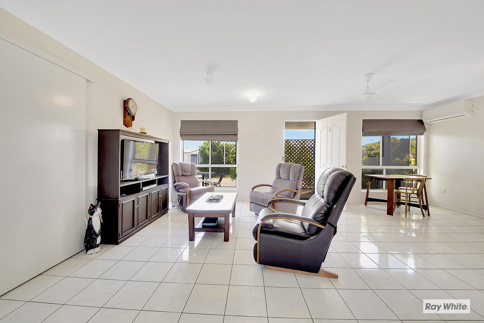 1/15 Ashgrove Crescent, Taranganba QLD 4703, Image 1