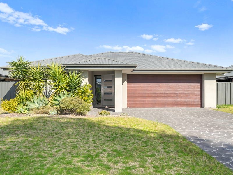 4 Water Street, Fern Bay NSW 2295, Image 0