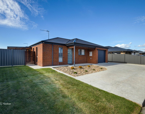 2/65 Stanley Street, Latrobe TAS 7307