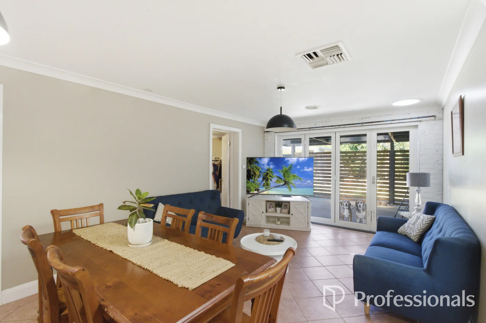 Additional image 6 of 105 Undurra Drive, Glenfield Park NSW 2650