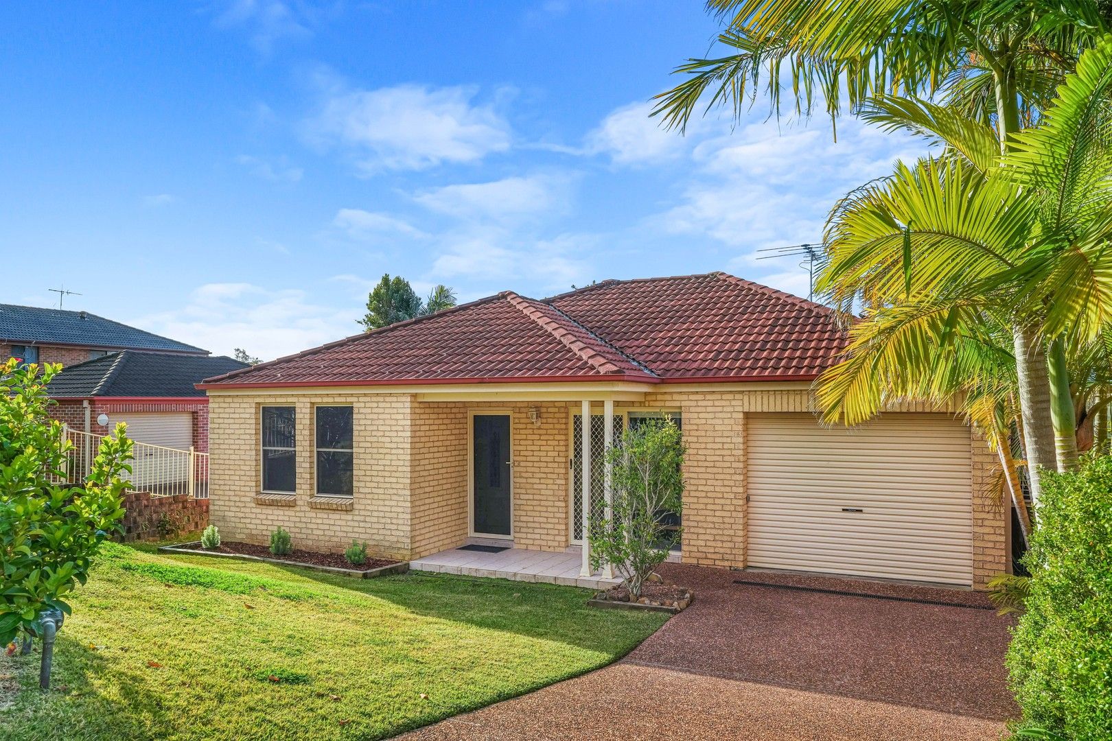 4 bedrooms House in 2/8 The Ridge WADALBA NSW, 2259