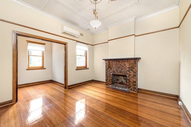 654 Hawthorn Road, Brighton East VIC 3187 House For Rent 600 Domain