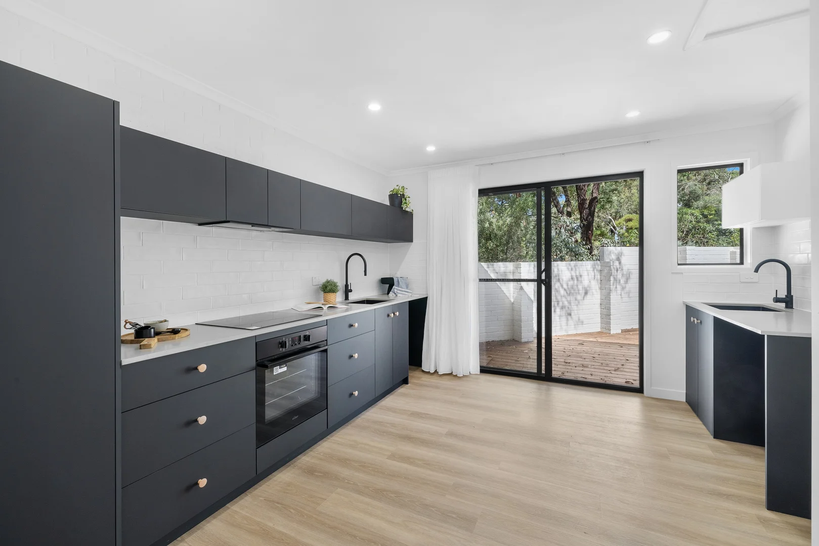 Additional image 5 of 82 Hallen Close, Phillip ACT 2606