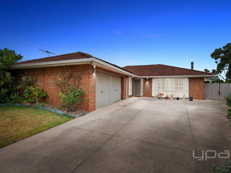 6 Gregory Place, Melton West VIC 3337, Image 0