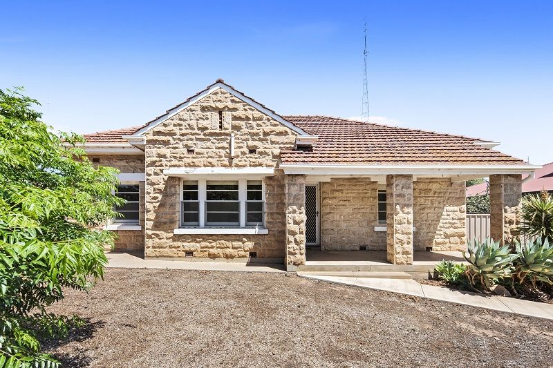 19 Peake Terrace, Waikerie SA 5330, Image 1