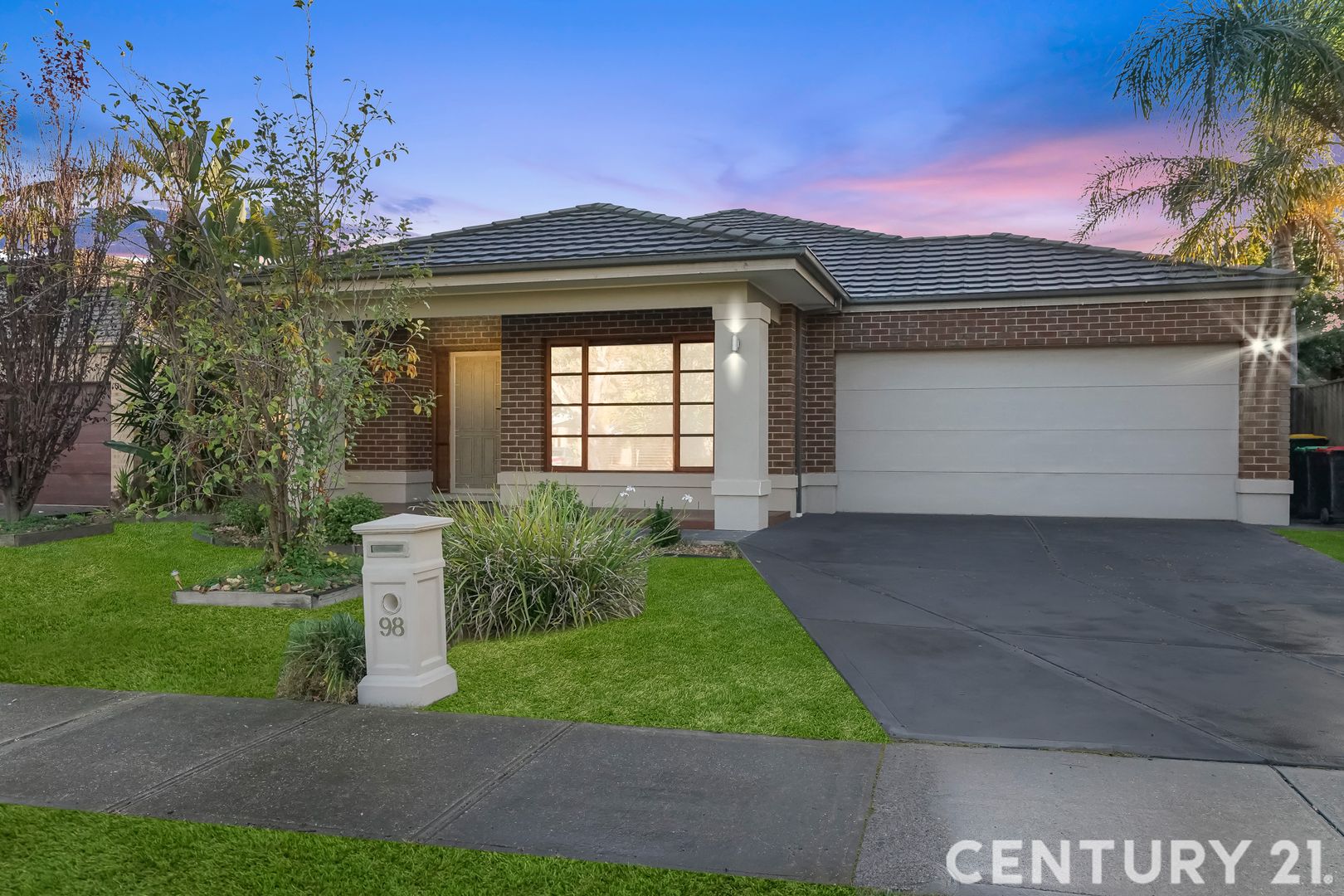 98 Arbour Boulevard, Burnside Heights VIC 3023, Image 1