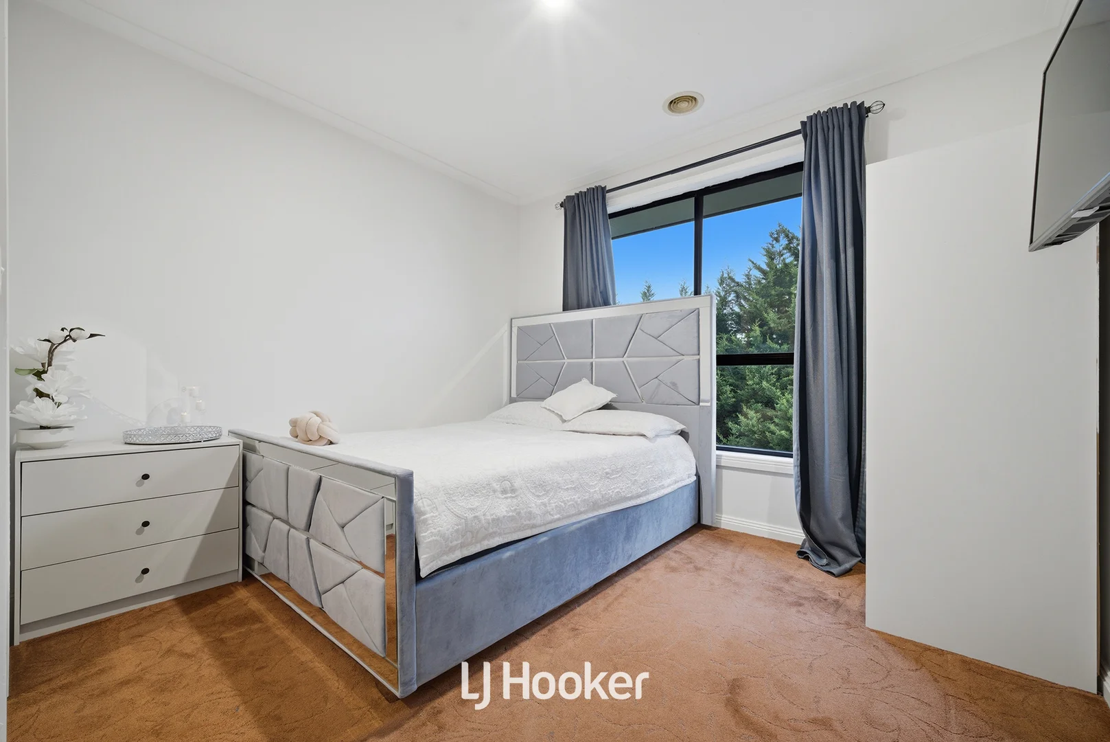 Additional image 21 of 86-88 Saint Helens Crescent, Narre Warren North VIC 3804