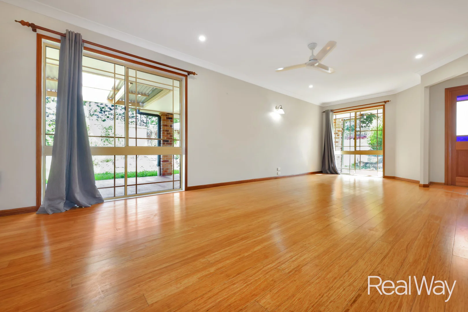 Additional image 2 of 61-63 Boscawan Cres, Bellbird Park QLD 4300