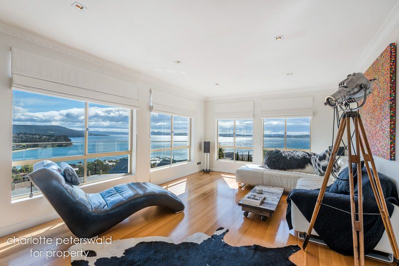 35 Tahune Crescent, Blackmans Bay TAS 7052, Image 1