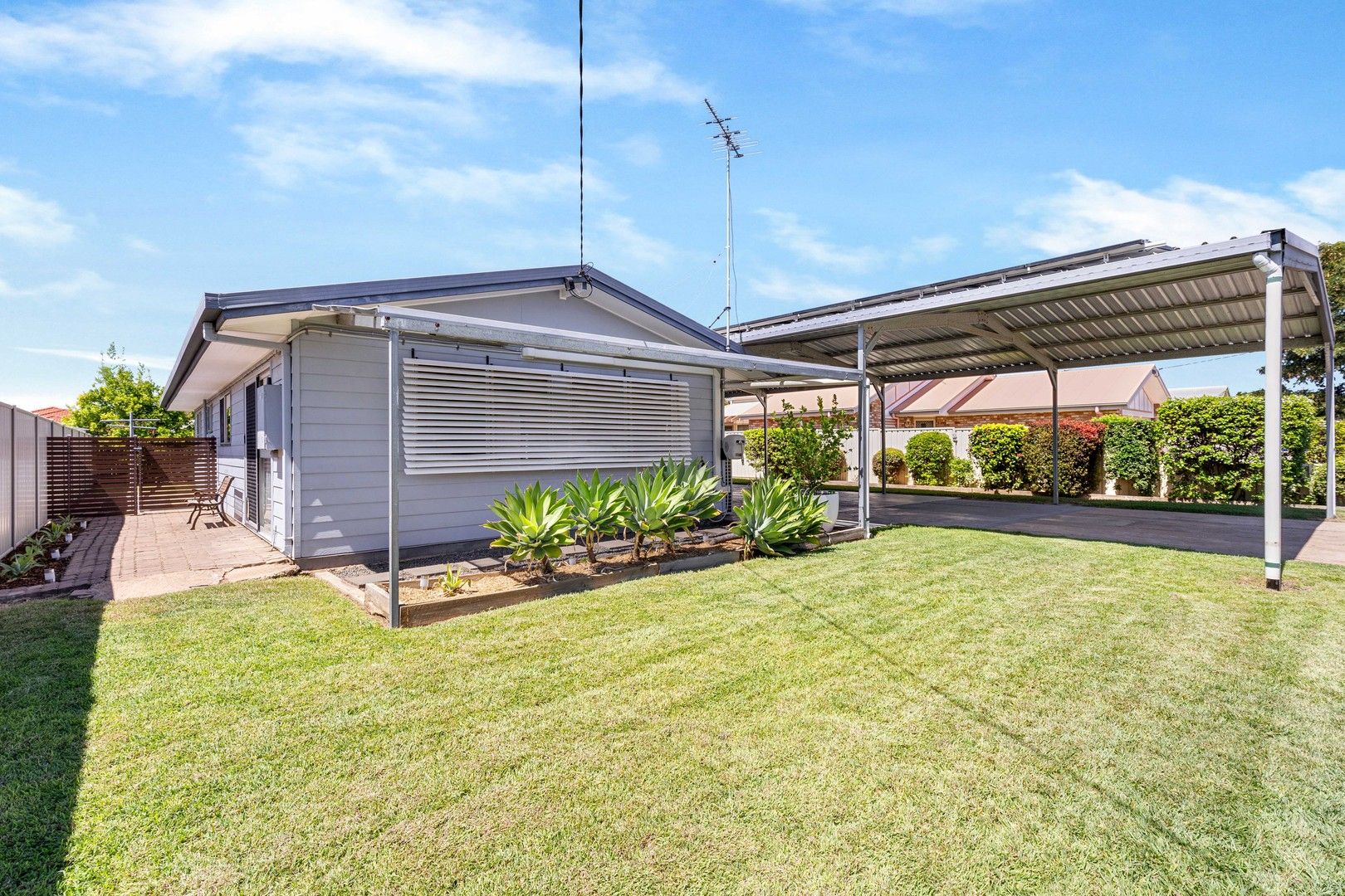 3 bedrooms House in 1B Batts Place EMERALD QLD, 4720