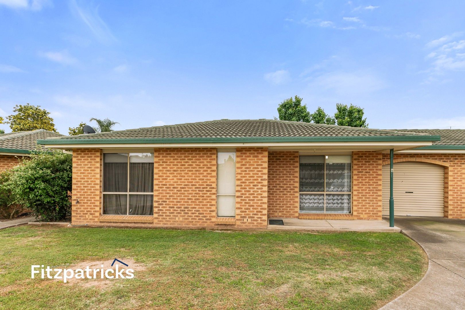 2 bedrooms Apartment / Unit / Flat in 4/160 Forsyth Street WAGGA WAGGA NSW, 2650