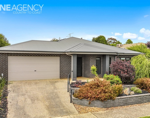 177 Twin Ranges Drive, Warragul VIC 3820