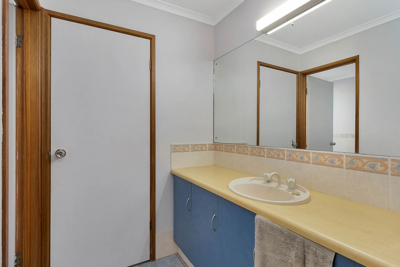 15 Fergusson Bowl, Craigmore SA 5114, Image 2