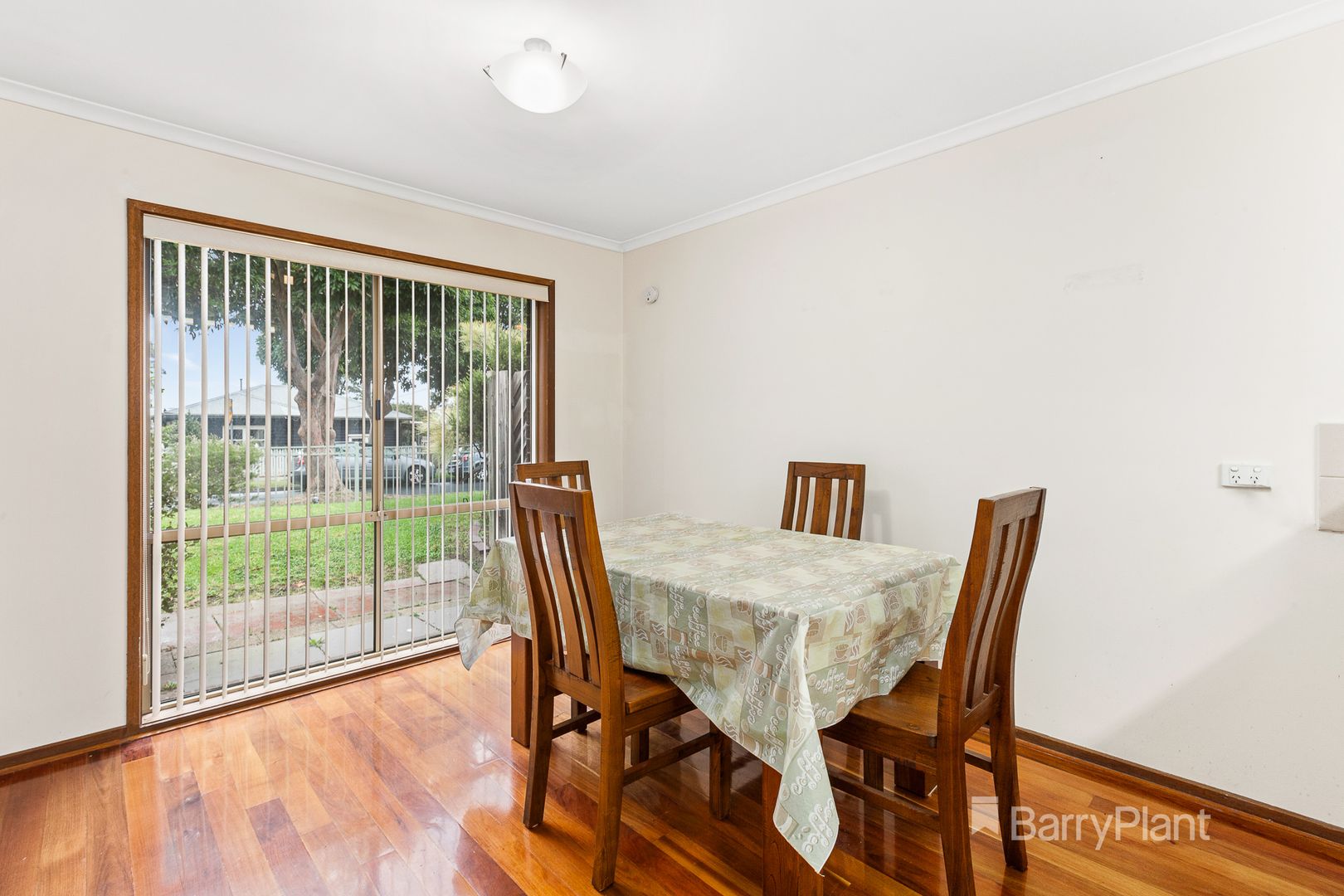 1/11 George Street, Ferntree Gully VIC 3156, Image 2