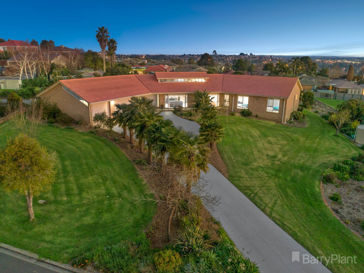 22-23A Harries Court, Narre Warren North VIC 3804, Image 2