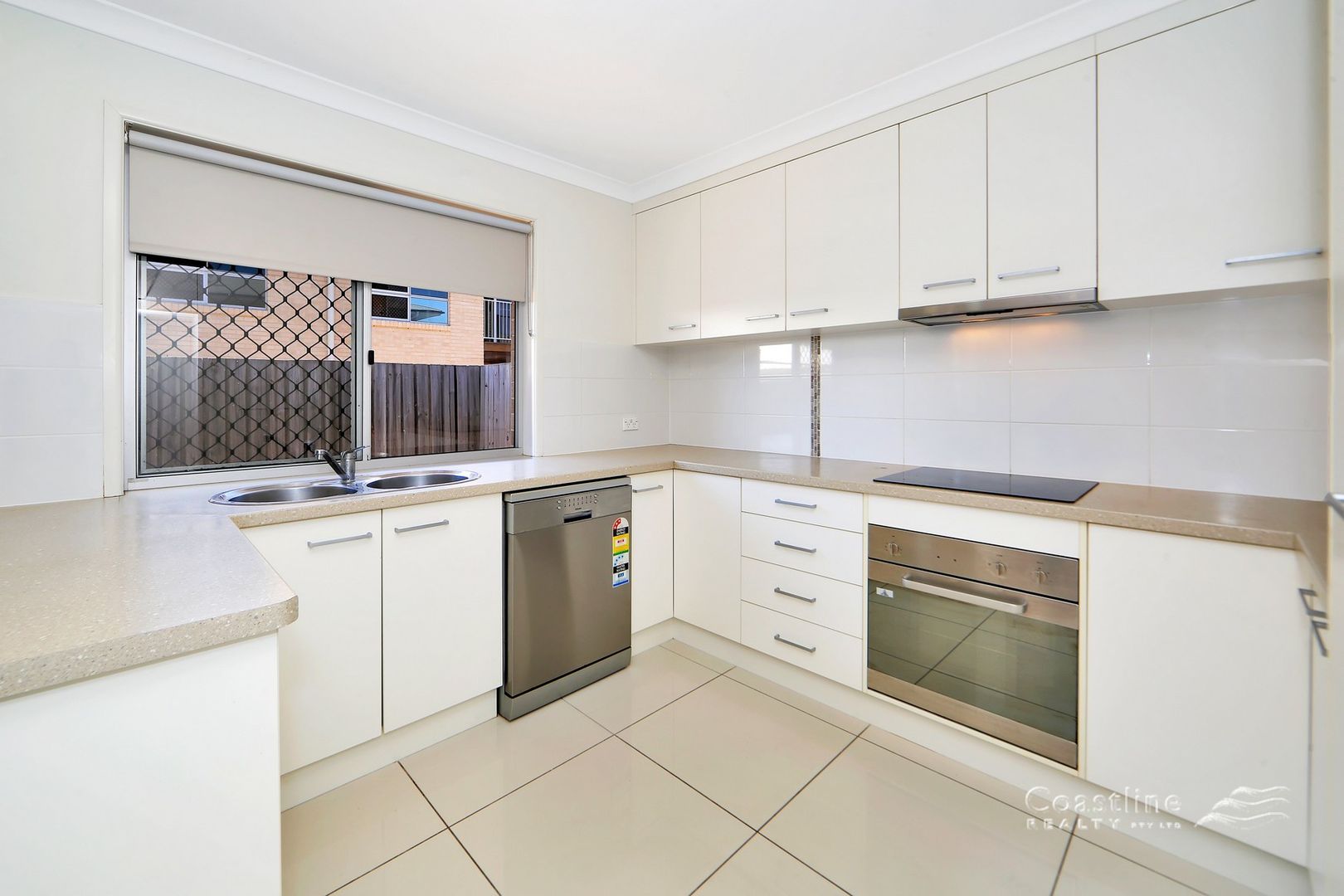 3/99 Woondooma Street, Bundaberg West QLD 4670, Image 2