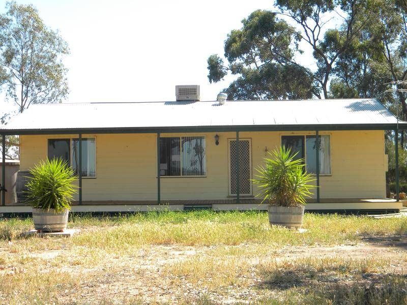 14 Henness Road, LEETON NSW 2705, Image 0