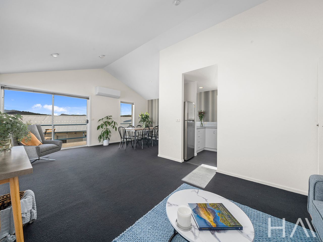 3/3 Cyrus Court, Rose Bay TAS 7015, Image 2