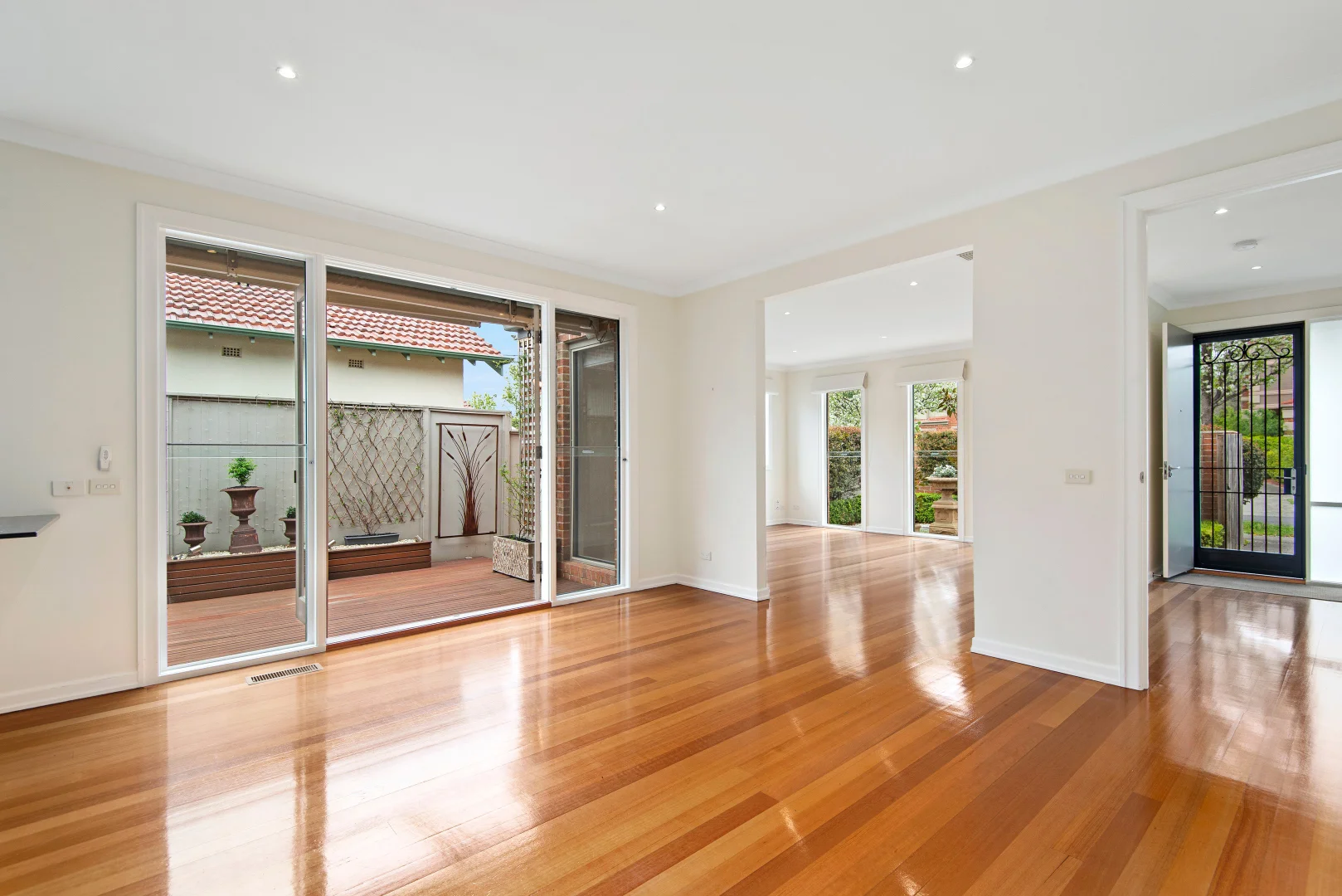 Additional image 2 of 1/1 Bowen Street, Malvern East VIC 3145