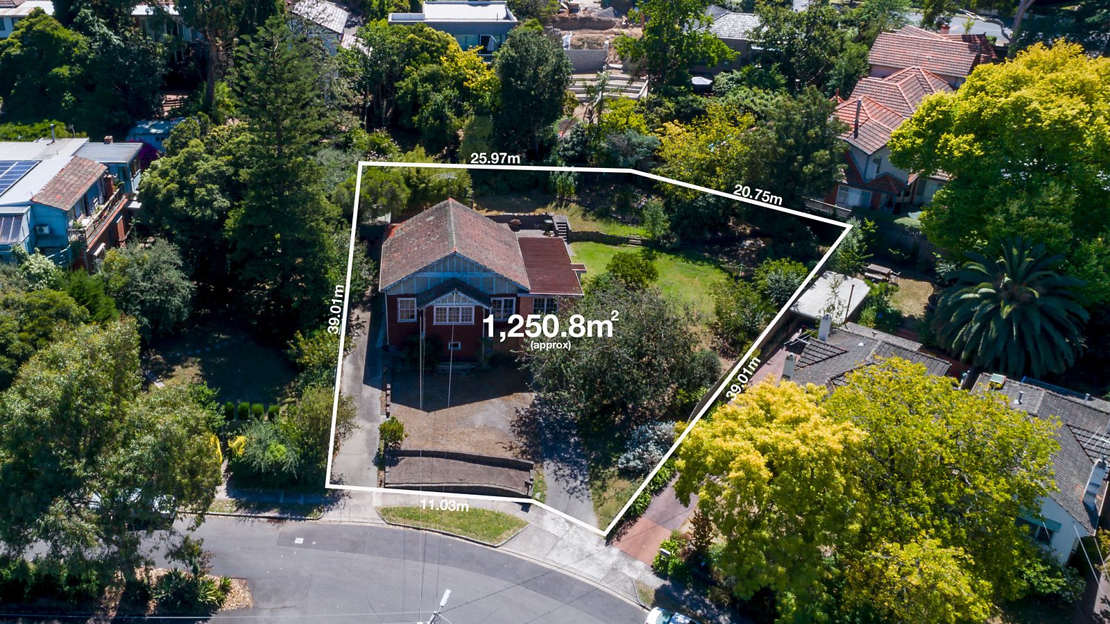 39 Thoresby Grove, Ivanhoe VIC 3079, Image 1