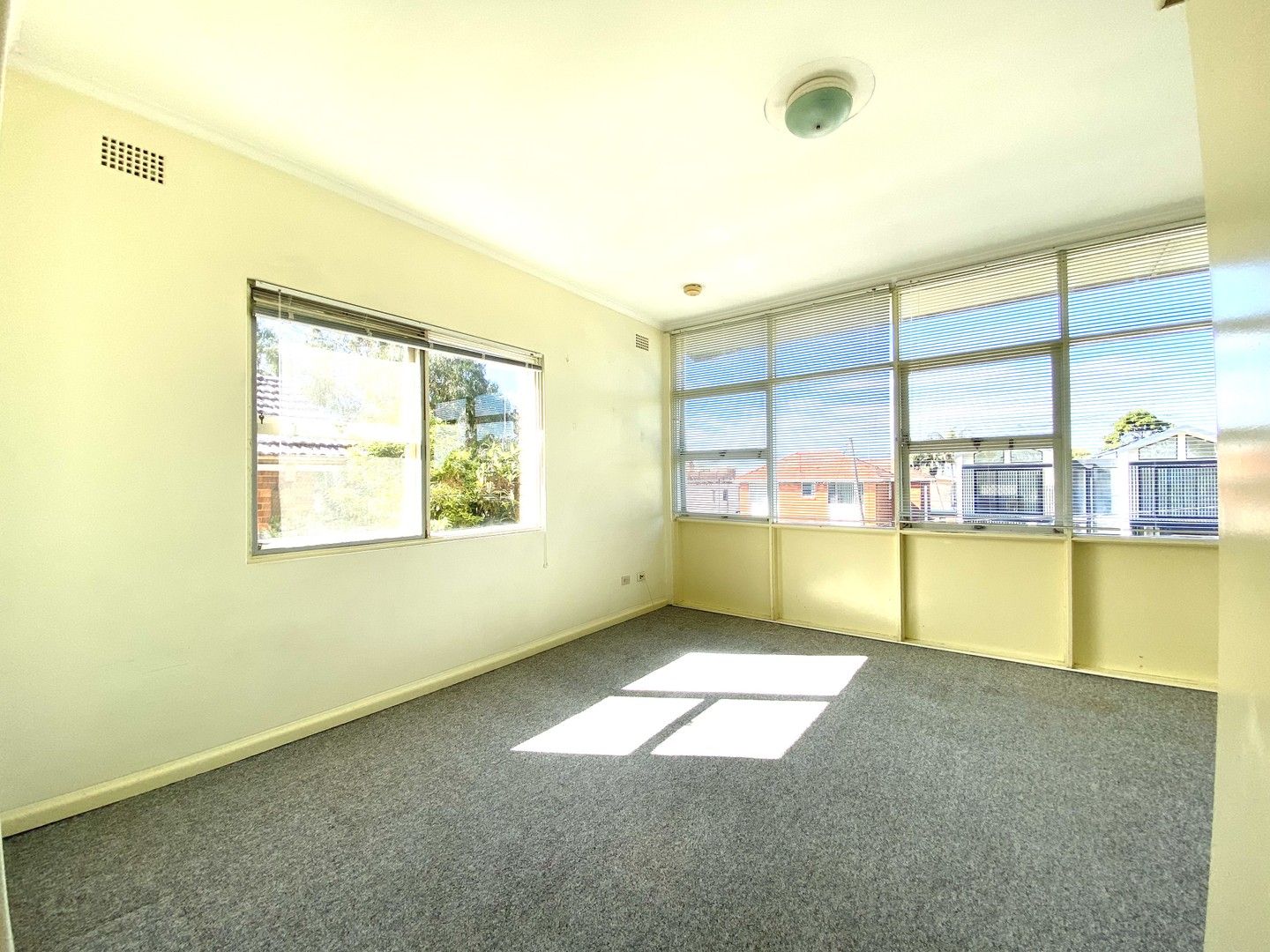 2 bedrooms Apartment / Unit / Flat in 7/3 Swan Street WOOLOOWARE NSW, 2230