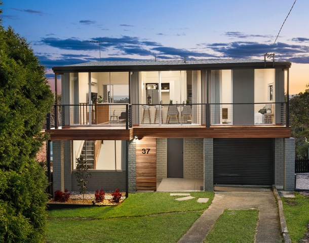 37 Bedford Road, Woodford NSW 2778