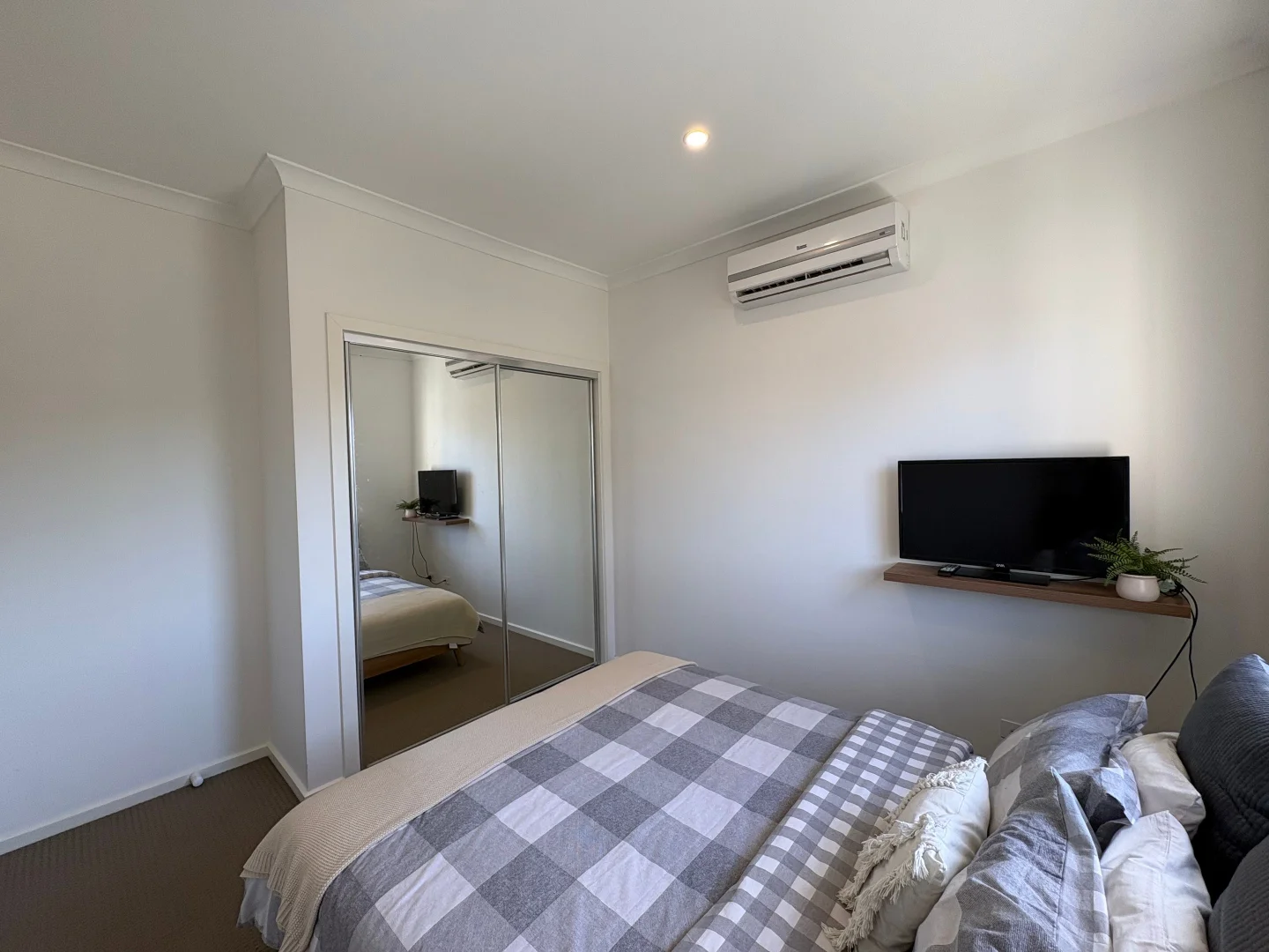 Additional image 9 of 1/41 Hillside Grove, Airport West VIC 3042