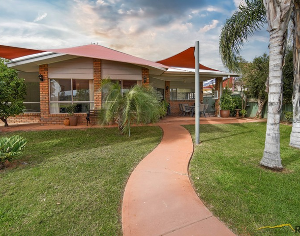 9 Delahunty Court, Desert Springs NT 0870