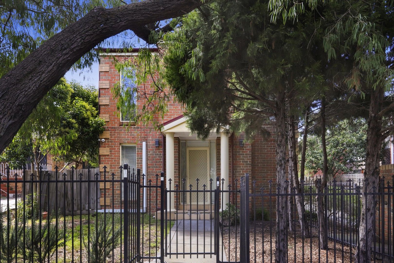 3 bedrooms Townhouse in 1/19 Waratah Street WEST FOOTSCRAY VIC, 3012