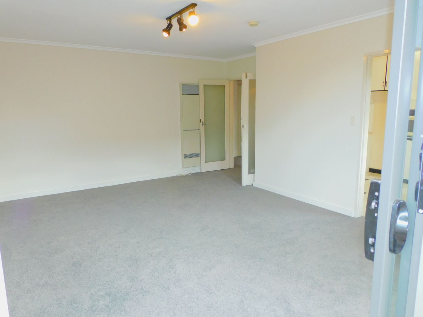 4/19 McIlwriath St,, Carlton VIC 3053, Image 2