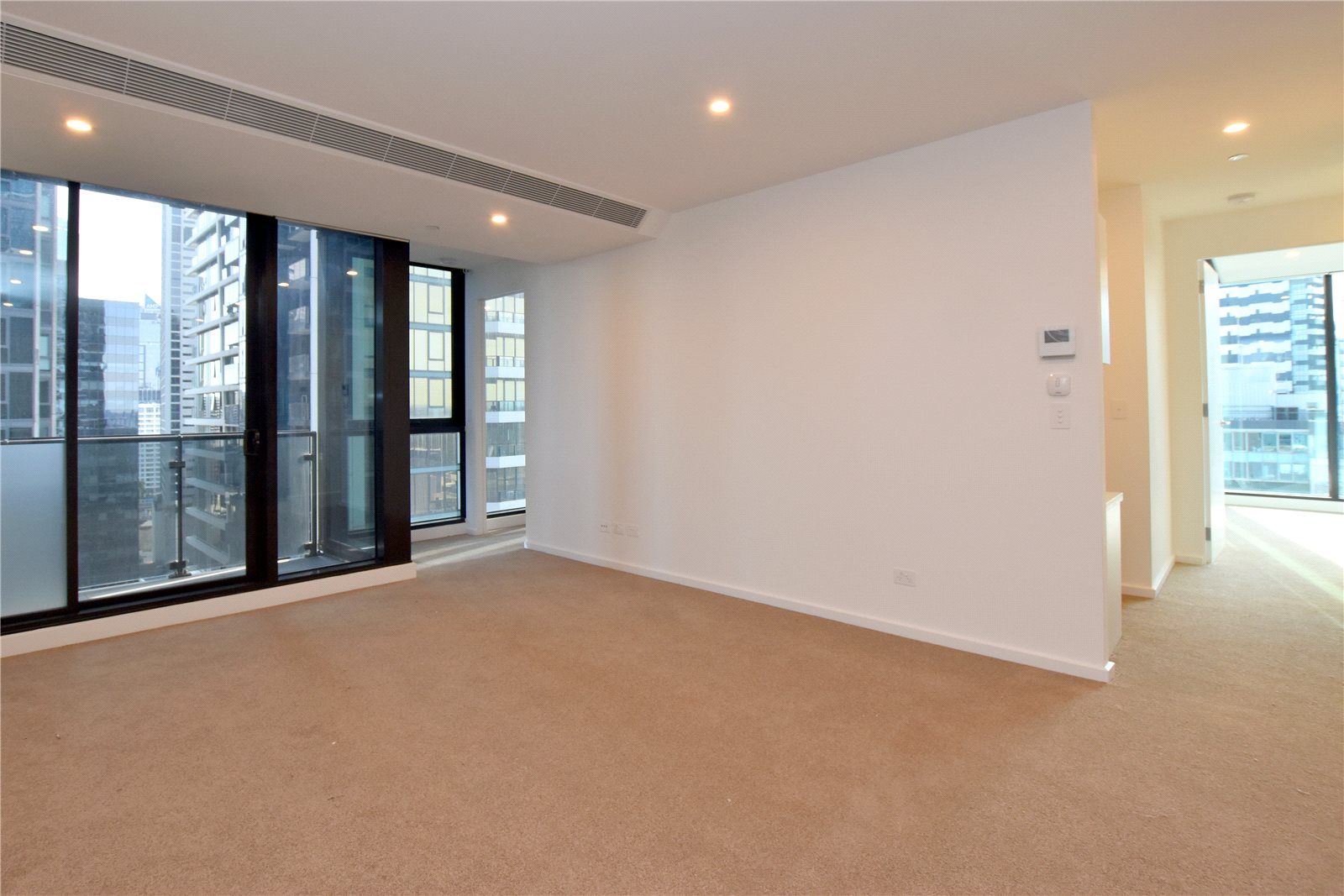2 bedrooms Apartment / Unit / Flat in 2210/60 Kavanagh Street SOUTHBANK VIC, 3006