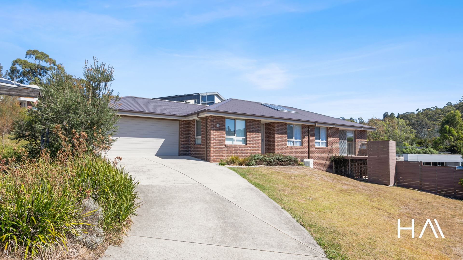 3 bedrooms House in 18 Eldonhurst Drive NEWSTEAD TAS, 7250