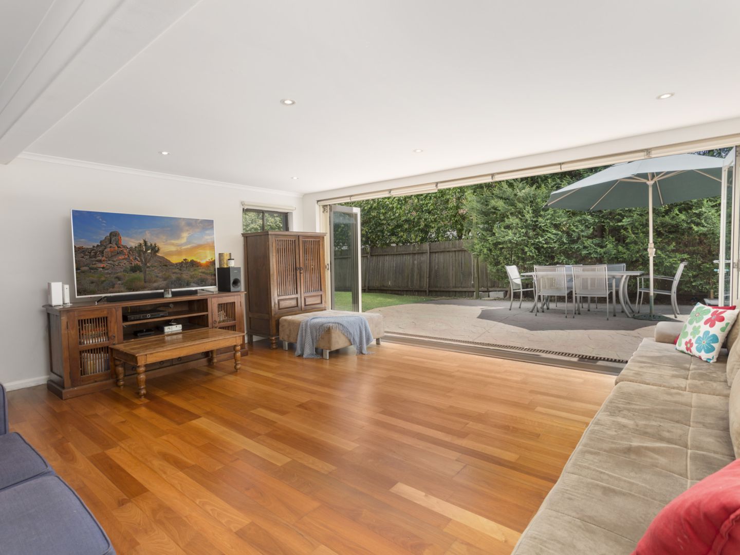 57 Denman Parade, Normanhurst NSW 2076, Image 2