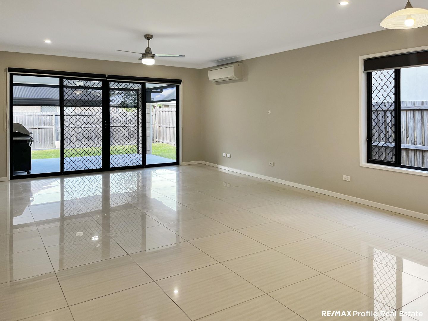 83 Finnegan Circuit, Oxley QLD 4075 House For Rent 850 Domain