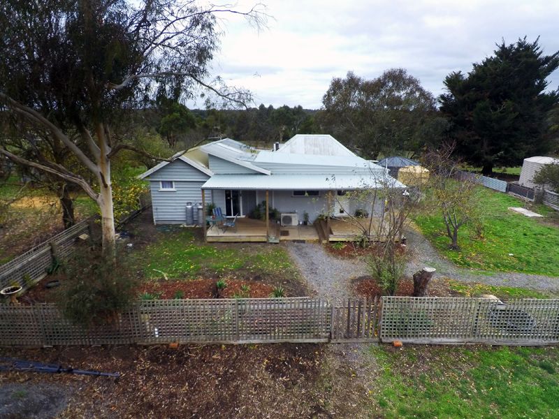 21 Herberts Lane, Smythesdale VIC 3351, Image 2