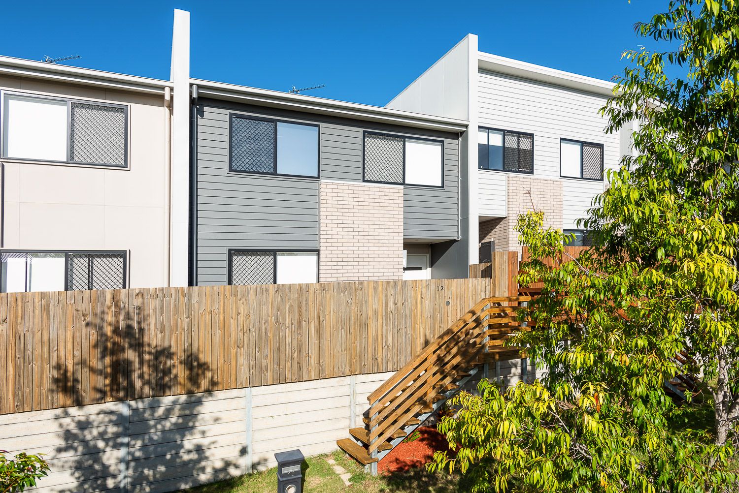 4 bedrooms House in 12 Tim Place COOMERA QLD, 4209