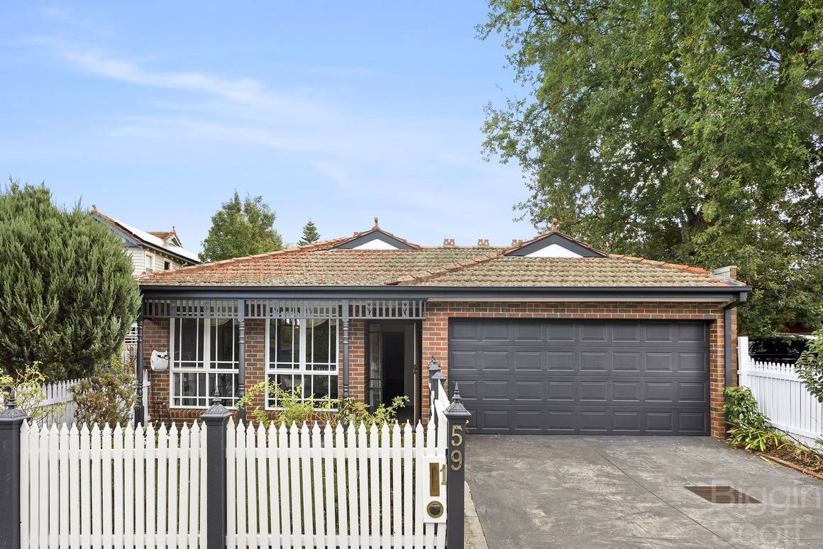 Picture of 1/59 College Street, ELSTERNWICK VIC 3185