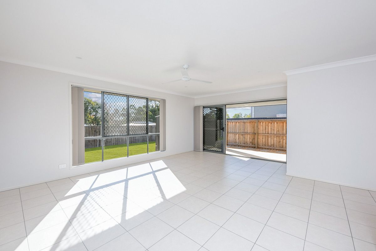 26 Regal Close, Heathwood QLD 4110, Image 1