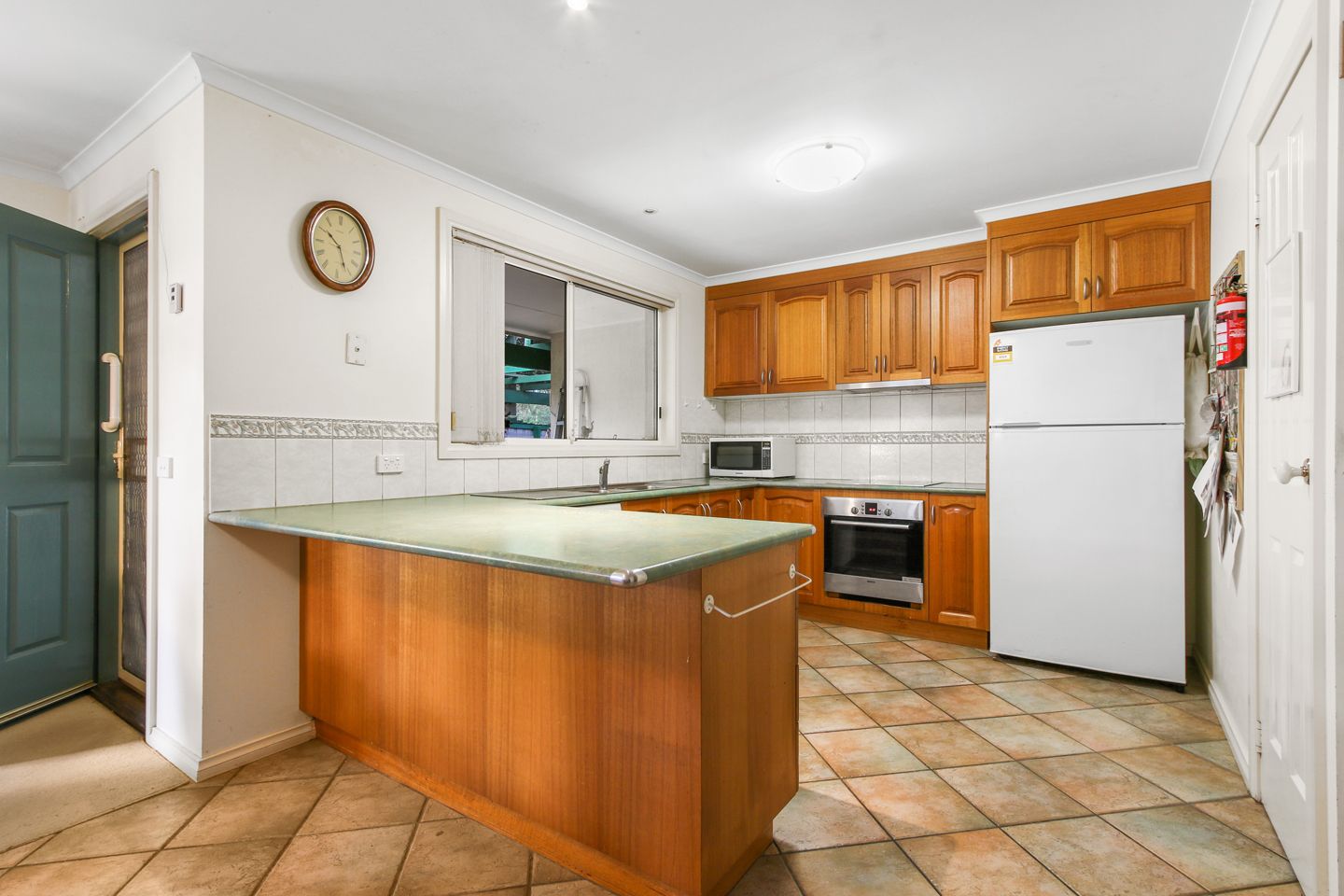 5B Blackwood Avenue, Wy Yung VIC 3875, Image 2