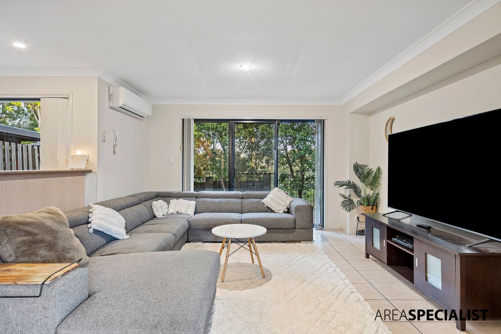 25/2 Tuition Street, Upper Coomera QLD 4209, Image 2