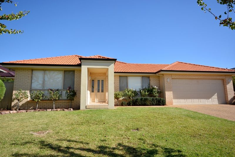 16 Rowley Street, Griffith NSW 2680, Image 0