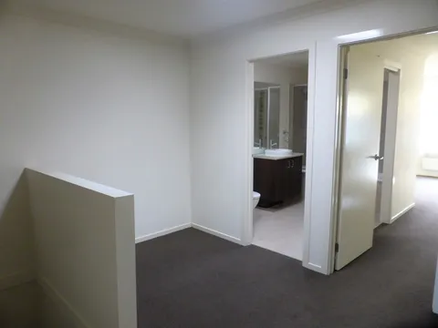 37 Barron Street, Tarneit VIC 3029 - Townhouse For Rent | Domain