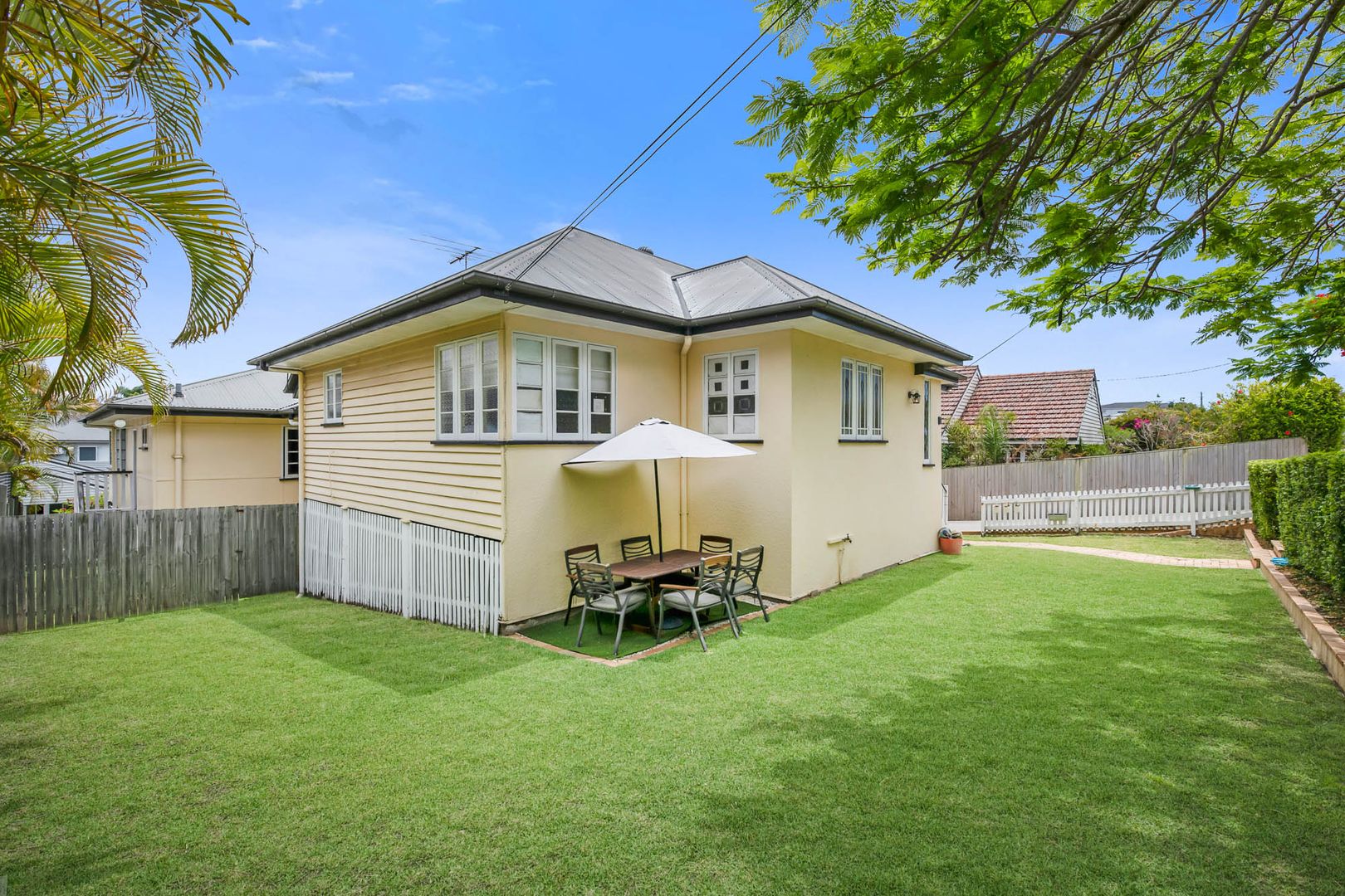 11 Hartley Street, Camp Hill QLD 4152, Image 2